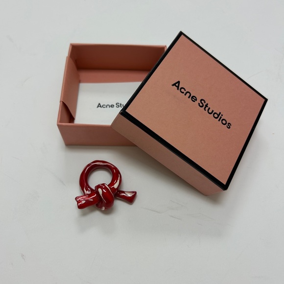 Acne Studios Knot Ring - Picture 1 of 3